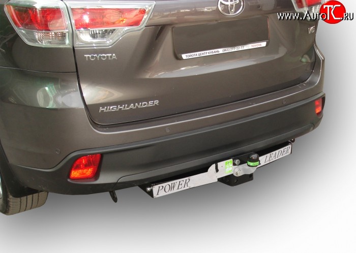 11 249 р. Фаркоп Лидер Плюс (с нержавеющей пластиной).  Toyota Highlander  XU50 (2013-2017) дорестайлинг (Без электропакета)  с доставкой в г. Пермь