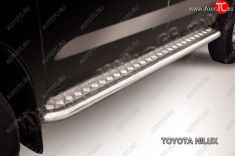 19 749 р. Широкая защита порогов из труб d57 с листом Slitkoff  Toyota Hilux  AN20,AN30 (2011-2016)  2-ой рестайлинг (Полированная сталь )  с доставкой в г. Пермь