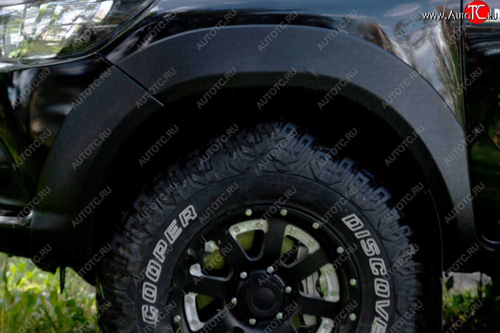6 999 р. Расширитель арки RA (вылет 25 мм, передний левый)  Toyota Hilux  AN120 (2016-2020) дорестайлинг (Поверхность шагрень)  с доставкой в г. Пермь