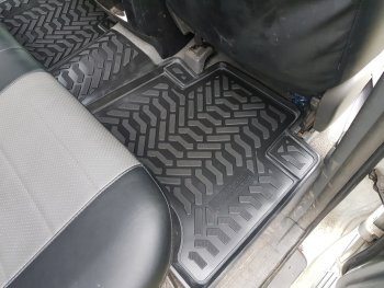 2 099 р. Комплект ковриков в салон (правый руль) Aileron 3D (с подпятником) Toyota Land Cruiser Prado J120 (2002-2009)  с доставкой в г. Пермь. Увеличить фотографию 4
