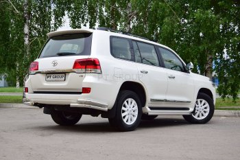 27 269 р. Защита заднего бампера Petroil Tuning (уголки двойные, d63/51)  Toyota Land Cruiser  200 (2015-2021) 2-ой рестайлинг (Нержавеющая полированная сталь)  с доставкой в г. Пермь. Увеличить фотографию 2