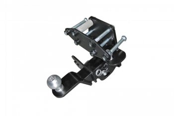 Фаркоп Petroil Tuning (съемный квадрат) Toyota Land Cruiser  200 (2015-2021) 2-ой рестайлинг