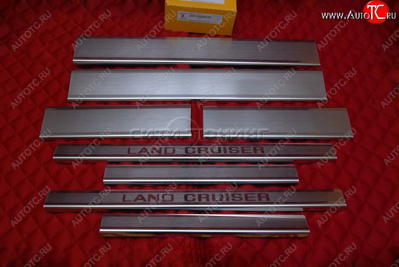 3 899 р. Накладки на внутренние пороги Alu-Frost Toyota Land Cruiser 200 дорестайлинг (2007-2012)  с доставкой в г. Пермь