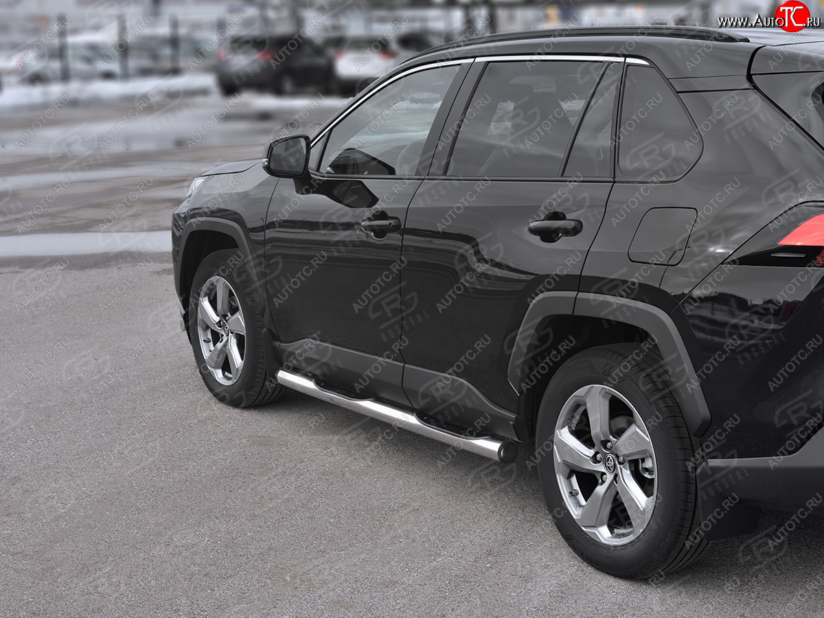 22 549 р. Защита порогов на SLITKOFF труба d76 с накладкой  Toyota RAV4  XA50 (2018-2025) 5 дв. дорестайлинг (защита порогов с заглушками на торцах)  с доставкой в г. Пермь