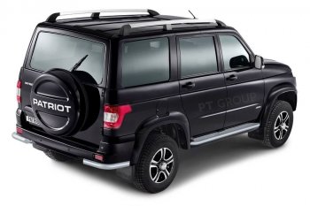 Порожки для ног из трубы Ø51 с алюминиевой площадкой Petroil Tuning Уаз Патриот  3163 5-дв. (2014-2016) 1-ый рестайлинг (Черный (Шагрень))
