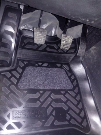 1 239 р. Комплект ковриков в салон Профи Aileron 3D (с подпятником, передние) Уаз Патриот 3163 5 дв. 2-ой рестайлинг (2017-2025)  с доставкой в г. Пермь. Увеличить фотографию 3