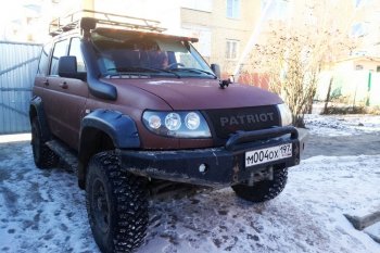 8 699 р. Решетка радиатора CrTuning - Чёрный БРУТ Уаз Патриот 3163 5 дв. дорестайлинг (2005-2013) (Установка с металлическим бампером, Без надписи PATROT)  с доставкой в г. Пермь. Увеличить фотографию 2