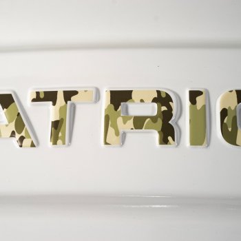 3 299 р. Колпак запасного колеса (R16-18) Автостайл  Уаз Патриот  3163 5 дв. (2005-2013) дорестайлинг (Цвет: Арктика/надпись не окрашивается)  с доставкой в г. Пермь. Увеличить фотографию 3
