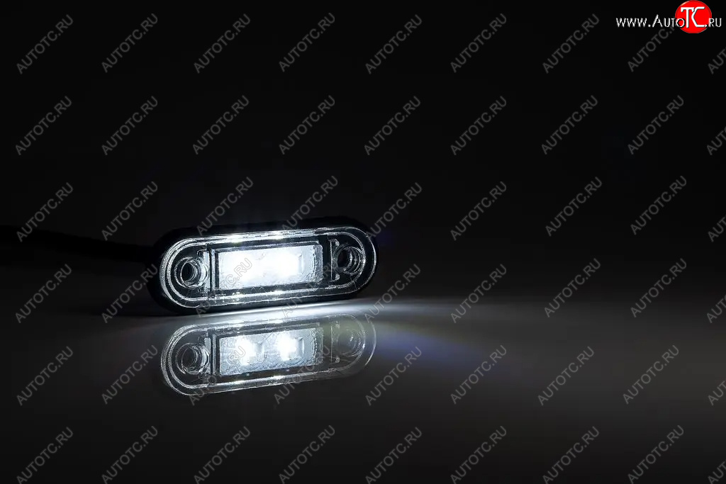 499 р. Фонарь габаритный (с проводом LED 85x27x19) FRISTOM Hyundai HD-170 (2004-2025) (белый)  с доставкой в г. Пермь