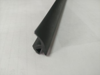 Универсальный уплотнитель FlexLine (16 mm, 1 погонный метр) Лада 2108 (1984-2003)