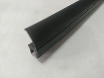 Универсальный уплотнитель FlexLine (18 mm, 1 погонный метр) Лада 2108 (1984-2003)