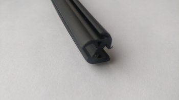 197 р. Универсальный уплотнитель FlexLine (8 mm U-LIP 2 лепестка, 1 погонный метр) Лада 2108 (1984-2003)  с доставкой в г. Пермь. Увеличить фотографию 2