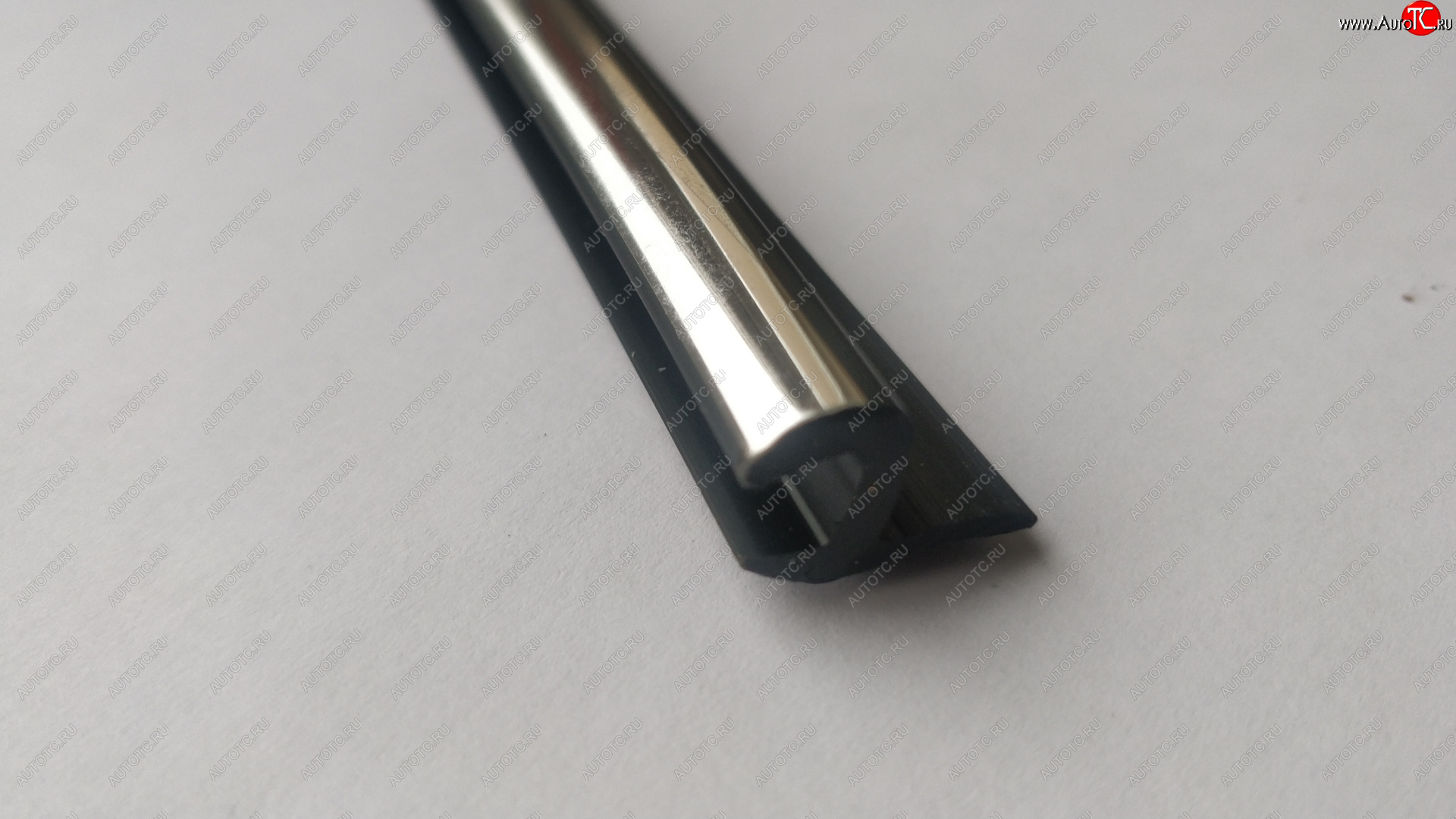 109 р. Универсальный уплотнитель FlexLine (жесткий 8 mm U-LIP, хромированная полоса, 1 погонный метр) Лада 2108 (1984-2003)  с доставкой в г. Пермь