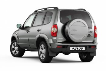 Чехол запасного колеса Bertone Chevrolet Niva  2123 (2002-2020), Лада 2123 (Нива Шевроле) (2002-2021), Лада Нива Трэвел (2021-2025) (Неокрашенный)