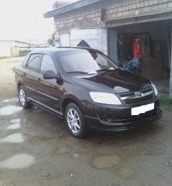 2 749 р. Накладка Sport-Style на передний бампер  Лада Гранта  2190 (2011-2017) седан дорестайлинг (Неокрашенная)  с доставкой в г. Пермь. Увеличить фотографию 3