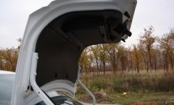 3 699 р. Обшивка крышки багажника Кураж Лада Гранта 2190 седан дорестайлинг (2011-2017) (Без знака аварийной остановки)  с доставкой в г. Пермь. Увеличить фотографию 3