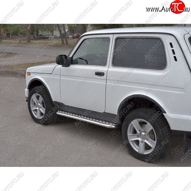 24 649 р. Защита порогов из трубы с листом SLITKOFF (лист алюм, труба d42, нержавейка)  Лада нива 4х4 ( 2131,  2121) (2014-2021) Урбан 3 дв. дорестайлинг, Урбан  с доставкой в г. Пермь