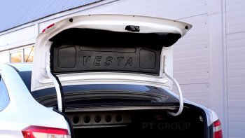 1 499 р. Внутренняя облицовка крышки багажника PT GROUP с надписью (ABS) LADA Vesta 2015-  Лада Веста  2180 (2015-2023) седан дорестайлинг  с доставкой в г. Пермь. Увеличить фотографию 2