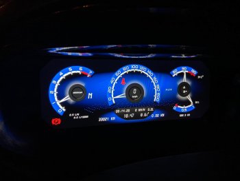 42 949 р. Электронная панель приборов Тюн-Авто “Vision” Лада Веста Кросс 2180 седан рестайлинг (2022-2025) (Темно-серый, матовый)  с доставкой в г. Пермь. Увеличить фотографию 4