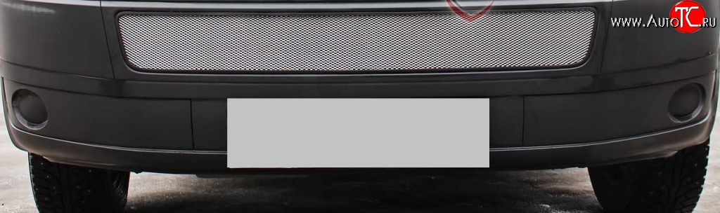 1 569 р. Сетка на бампер (рестайлинг) Russtal (хром) Volkswagen Caravelle T5 рестайлинг (2009-2015)  с доставкой в г. Пермь