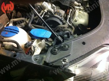 2 969 р. Упор капота MV-Tuning (одинарный) Volkswagen Golf Plus 6 (2009-2014)  с доставкой в г. Пермь. Увеличить фотографию 3