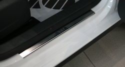 Комплект накладок на порожки автомобиля Novline Volkswagen Jetta  A5 (2005-2011) седан