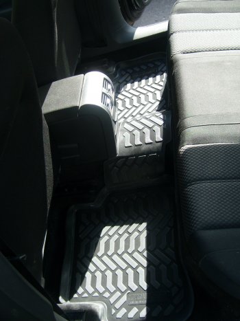 1 769 р. Коврики салона Aileron (3D с подпятником)  Volkswagen Passat  B7 (2010-2015) седан, универсал  с доставкой в г. Пермь. Увеличить фотографию 2