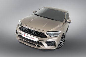 23 049 р. Передний бампер REBOOT Volkswagen Polo Mk6 лифтбек (2020-2022) (Окрашенный в один цвет без выделений (вставки/сетки по умолчанию не окрашиваются))  с доставкой в г. Пермь. Увеличить фотографию 2