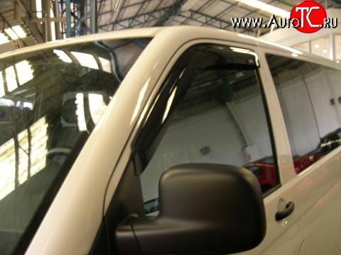 999 р. Комплект дефлекторов окон (ветровиков) 2 шт. Russtal Volkswagen Transporter T5 дорестайлинг (2003-2009)  с доставкой в г. Пермь