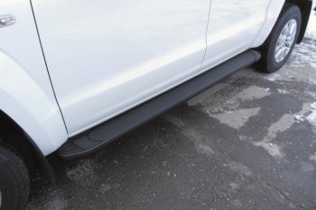 16 999 р. Алюминиевые пороги для ног Slitkoff (Optima)  Volkswagen Teramont  CA1 (2016-2020) дорестайлинг (Чёрные)  с доставкой в г. Пермь. Увеличить фотографию 2