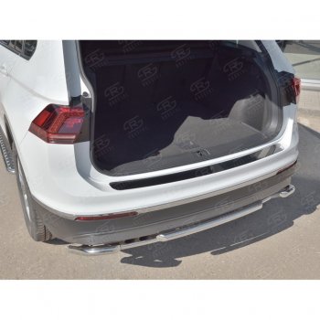 1 479 р. Накладка на задний бампер (лист нерж зеркальный) Russtal Volkswagen Tiguan Mk2 дорестайлинг (2016-2020) (Неокрашенная)  с доставкой в г. Пермь. Увеличить фотографию 2