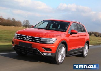 9 499 р. Порожки для ног Rival Volkswagen Tiguan Mk2 рестайлинг (2020-2022) (Чёрные)  с доставкой в г. Пермь. Увеличить фотографию 3