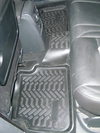 1 699 р. Коврики салона Aileron (3D с подпятником) Volkswagen Tiguan NF дорестайлинг (2006-2011)  с доставкой в г. Пермь. Увеличить фотографию 3