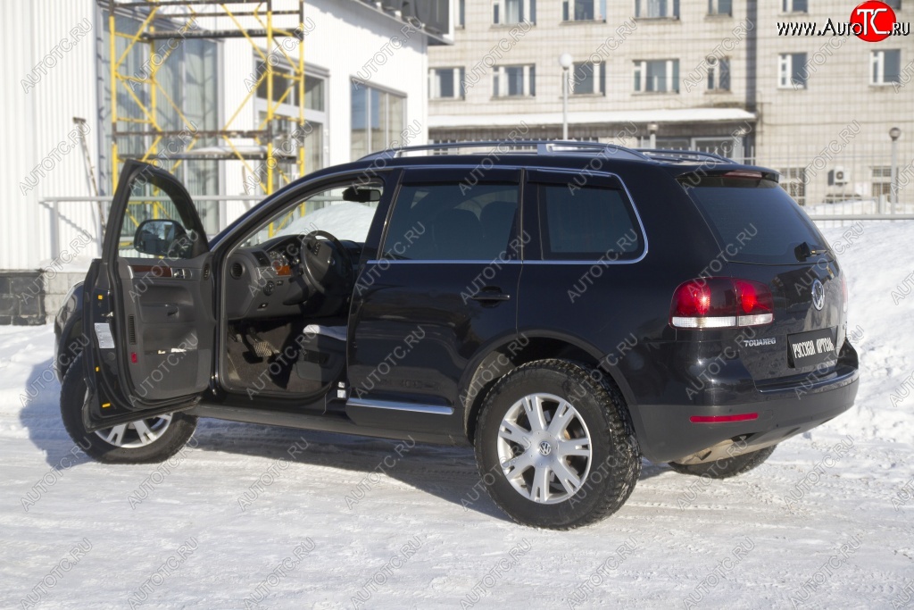 1 779 р. Накладки на внутренние пороги передних дверей RA  Volkswagen Touareg  1 GP (2006-2010) рестайлинг  с доставкой в г. Пермь
