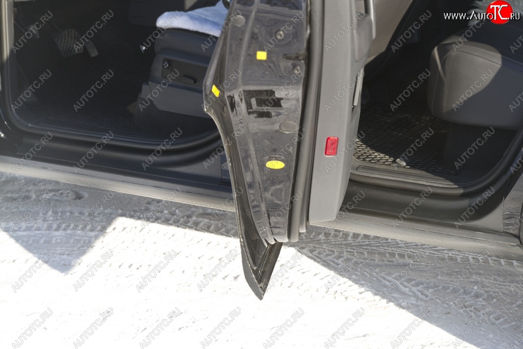 3 079 р. Накладки на внутренние пороги дверей RA  Volkswagen Touareg  1 GP (2006-2010) рестайлинг  с доставкой в г. Пермь